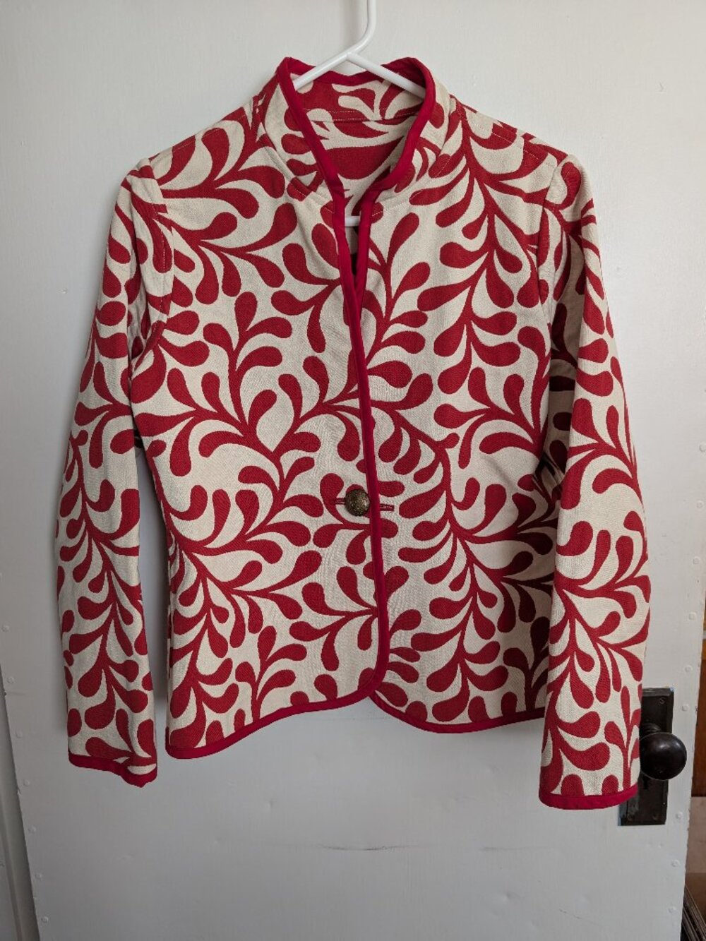 Trimdin Reversible jacket red and white